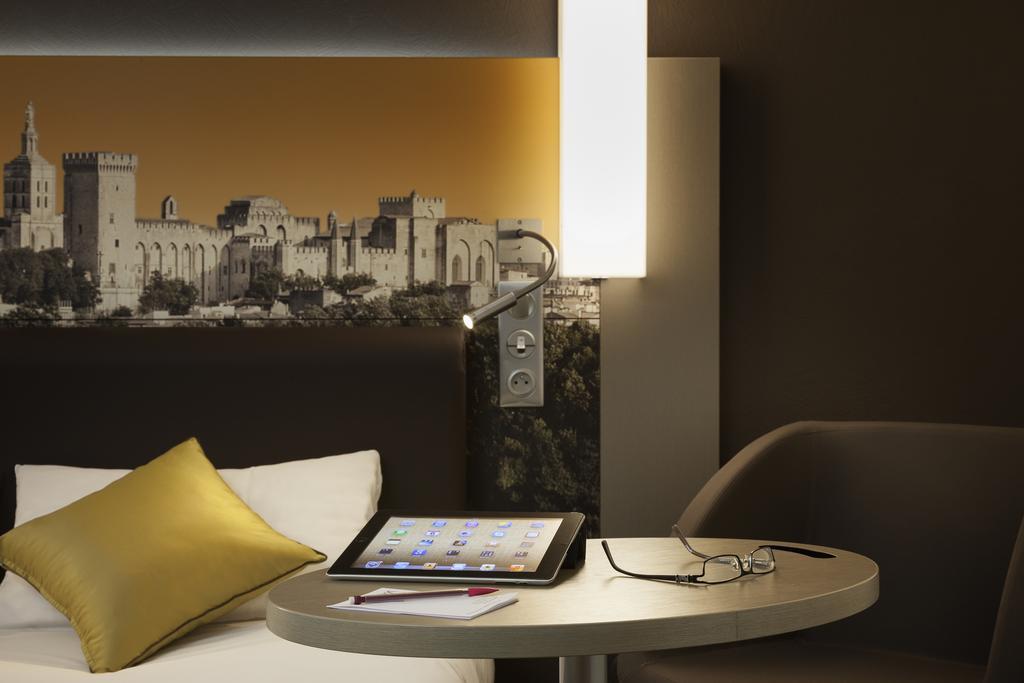 Mercure Avignon Centre Palais Des Papes Екстер'єр фото